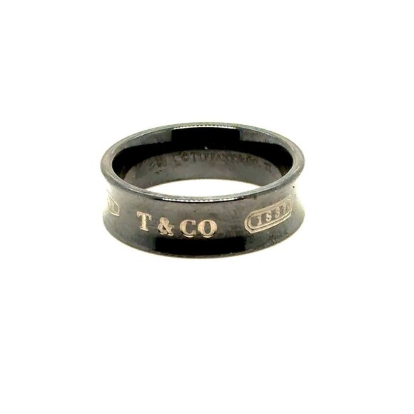 T&Co. Titanium Band Ring